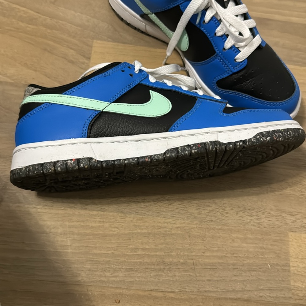 Nike Dunks - Picture 2 of 2